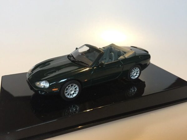 xkr1