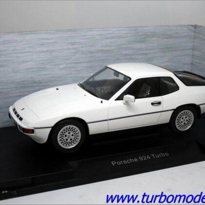 Porsche 924 Turbo 1/18 Model Car Group