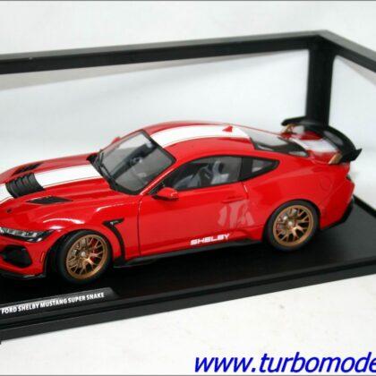 Ford Shelby Mustang Super Snake 1/18 Solido